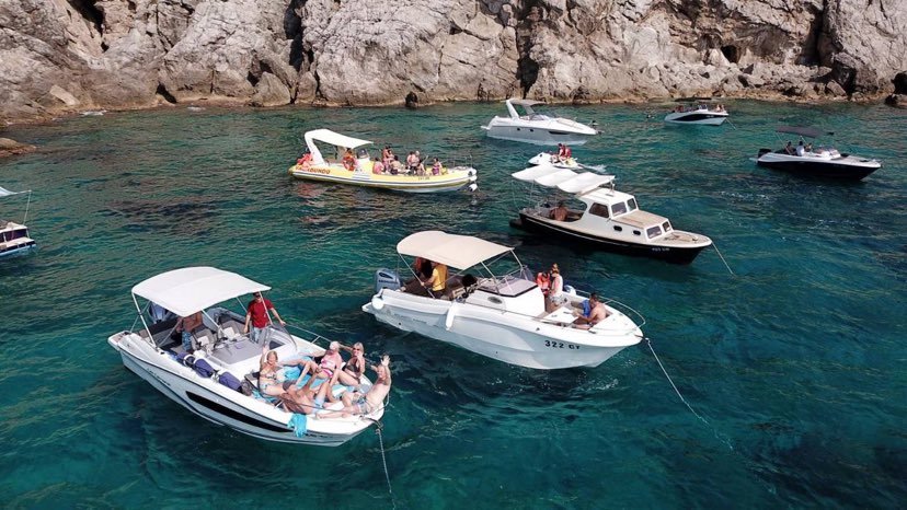 Cap Camarat 7.5 WA cruising off Cavtat